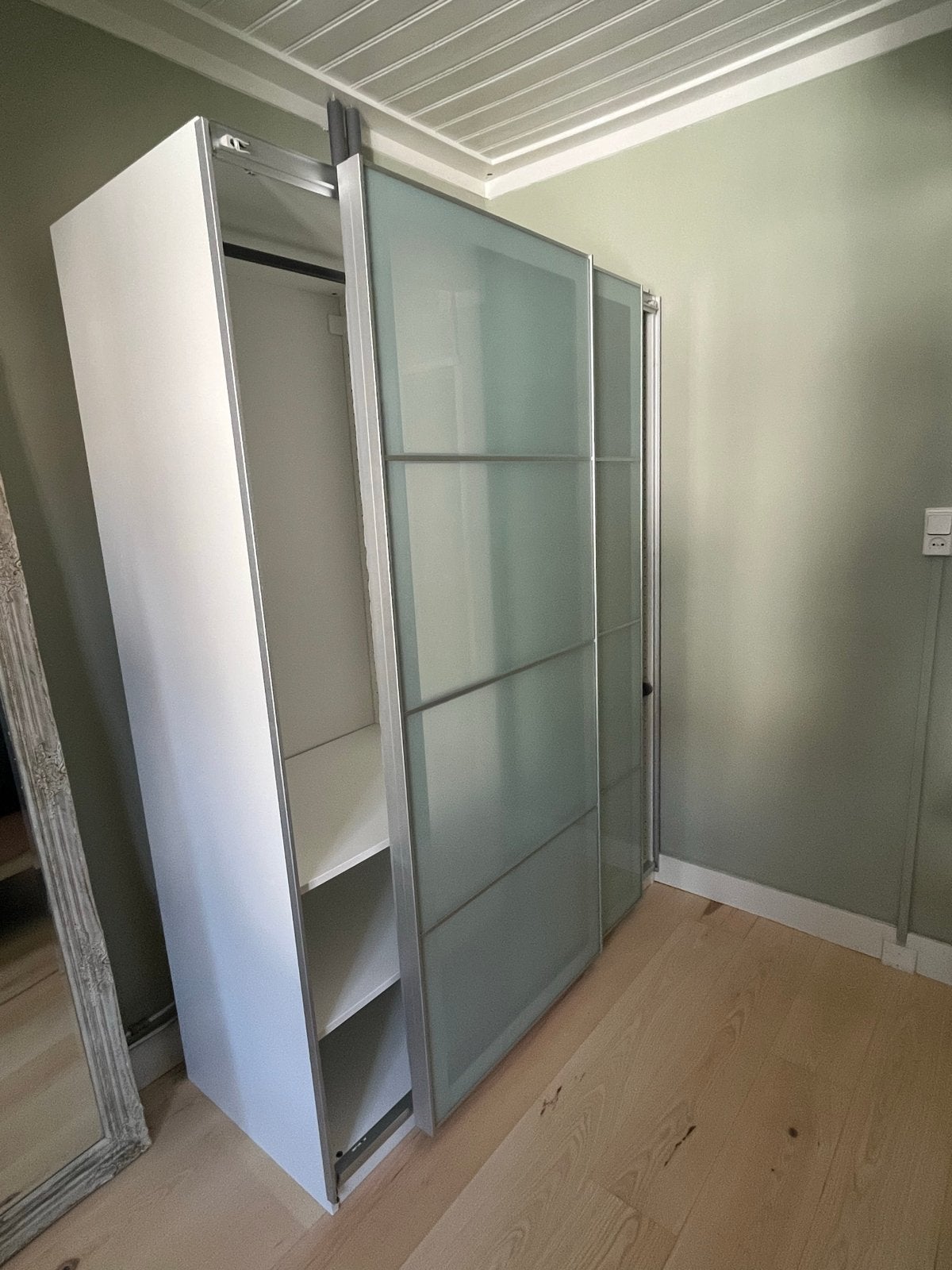 IKEA PAX Kledingkast met schuifdeuren en interieur, Huis en Inrichting, Ophalen, Met plank(en), Kunststof, Gebruikt