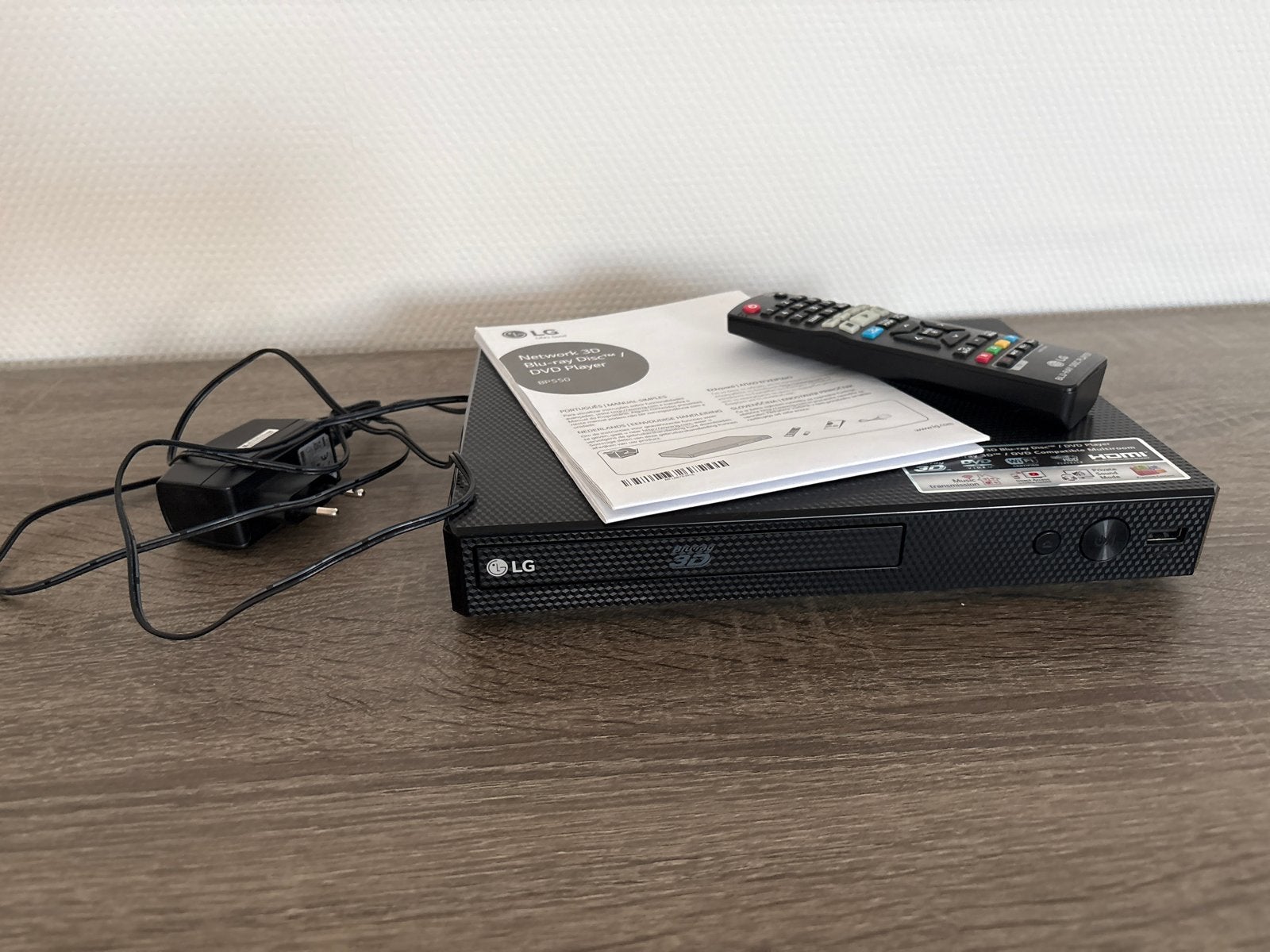 LG BP550 Blu-ray/DVD-speler met 3D en Wi-Fi, Ophalen, Zo goed als nieuw, LG
