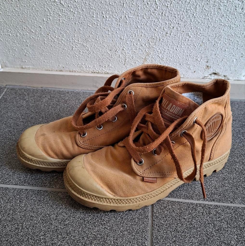 Gedragen Palladium schoenen maat 38, Bruin, Lage of Enkellaarzen, Palladium, Ophalen of Verzenden