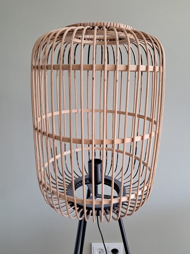Rotan stalamp/Vloerlamp, Huis en Inrichting, Lampen | Vloerlampen, Ophalen, Zo goed als nieuw, Overige materialen, 150 tot 200 cm