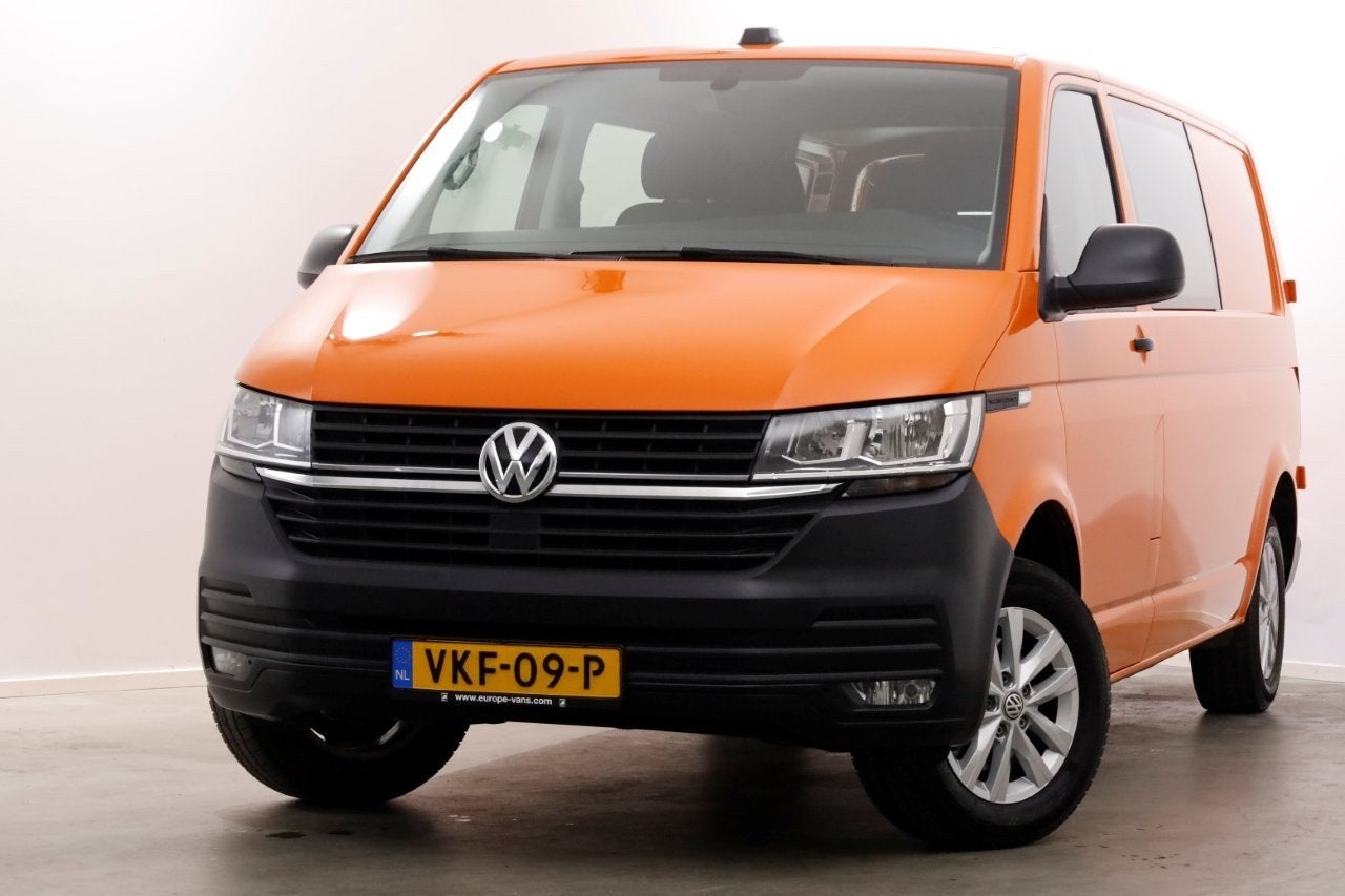 Volkswagen Transporter T6.1 2.0 TDI 110pk Lang D.C. Airco/Na, Voorwielaandrijving, Dealer onderhouden, 15 km/l, Gebruikt