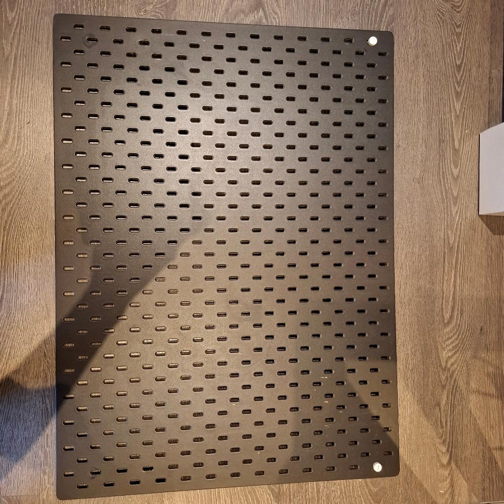SKÅDIS Pegboard zwart met accessoires, Ophalen, Zo goed als nieuw