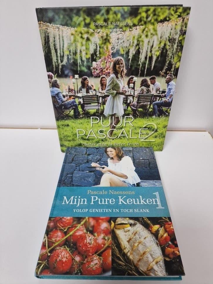 2 x pascale naessens  pure keuken 1 en puur pascale 2., Boeken, Ophalen of Verzenden, Zo goed als nieuw