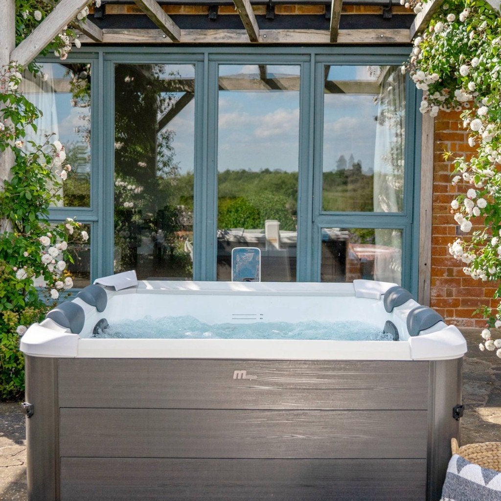 JACUZZI Mspa - ZO GOED ALS NIEUW, Tuin en Terras, Bubbelbaden en Hottubs, Ophalen, Zo goed als nieuw, Filter, Vast