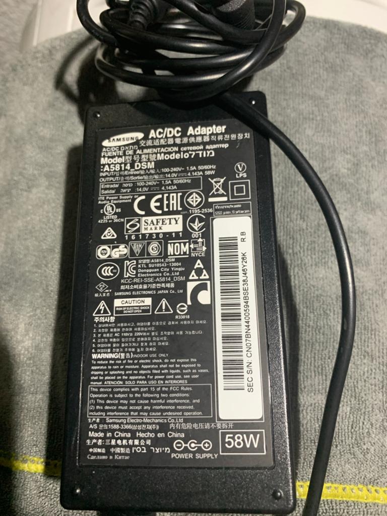 SAMSUNG LAPTOP BATTERY CHARGER, Ophalen of Verzenden