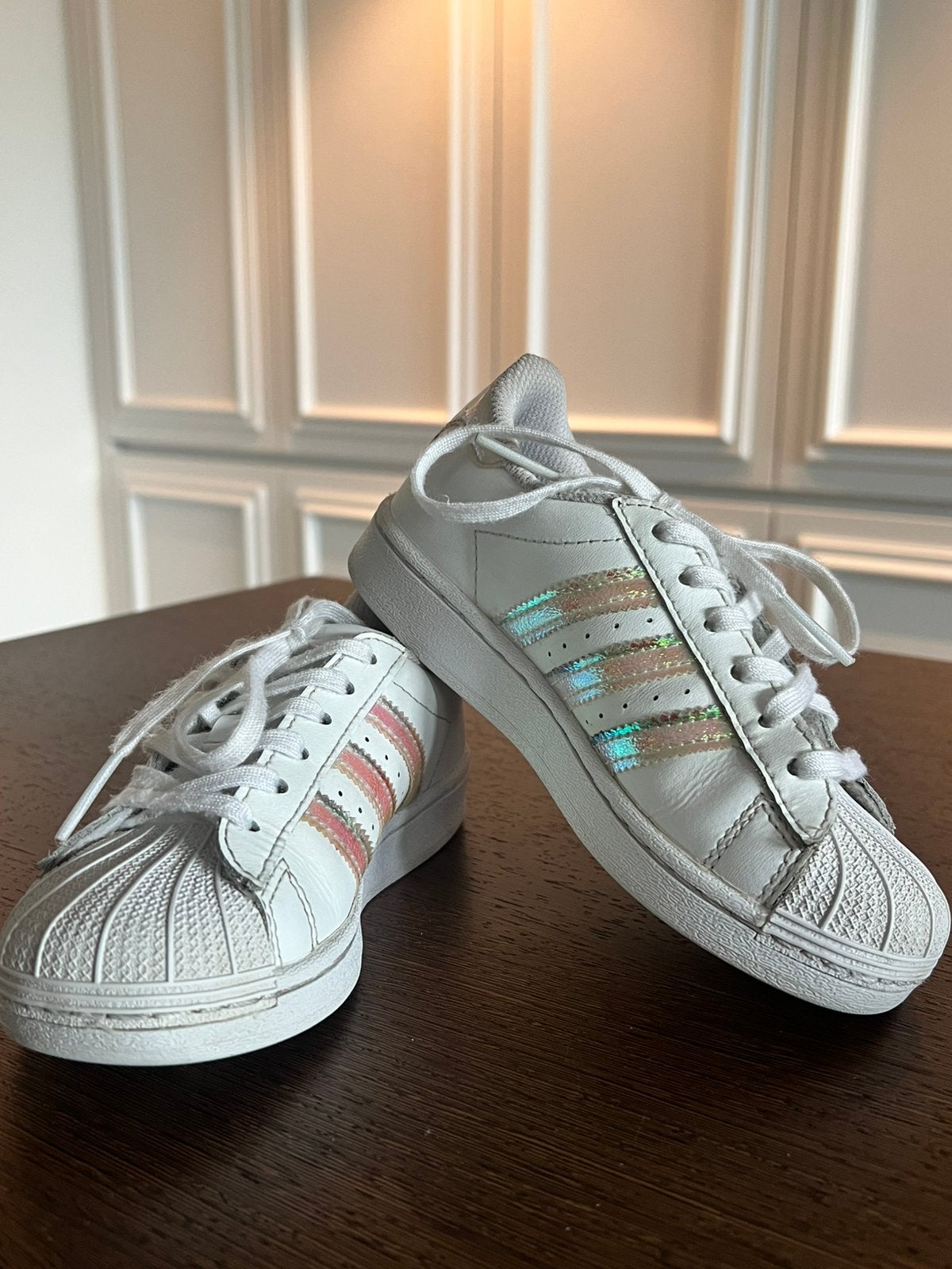 Adidas Superstar - Maat 30, Ophalen of Verzenden, Zo goed als nieuw, Jongen of Meisje, Sportschoenen