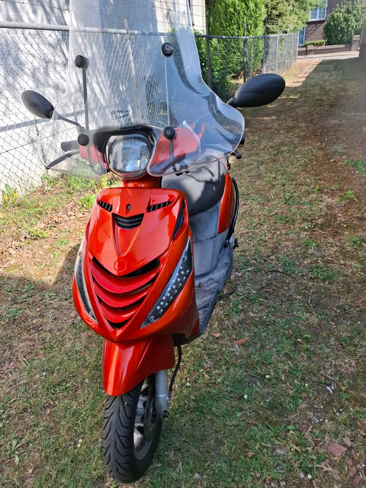 Piaggio Zip 2013 - Recent onderhoud, nieuwe onderdelen!, Fietsen en Brommers, Ophalen of Verzenden, Gebruikt, Benzine, Zip