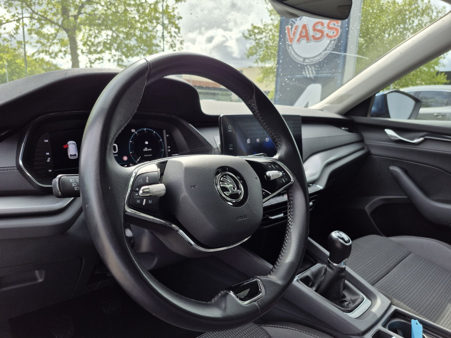 Skoda Octavia Combi BWJ 2021 | 1.0TSI 111PK Business Edition, Stof, Gebruikt, Origineel Nederlands, 3 cilinders