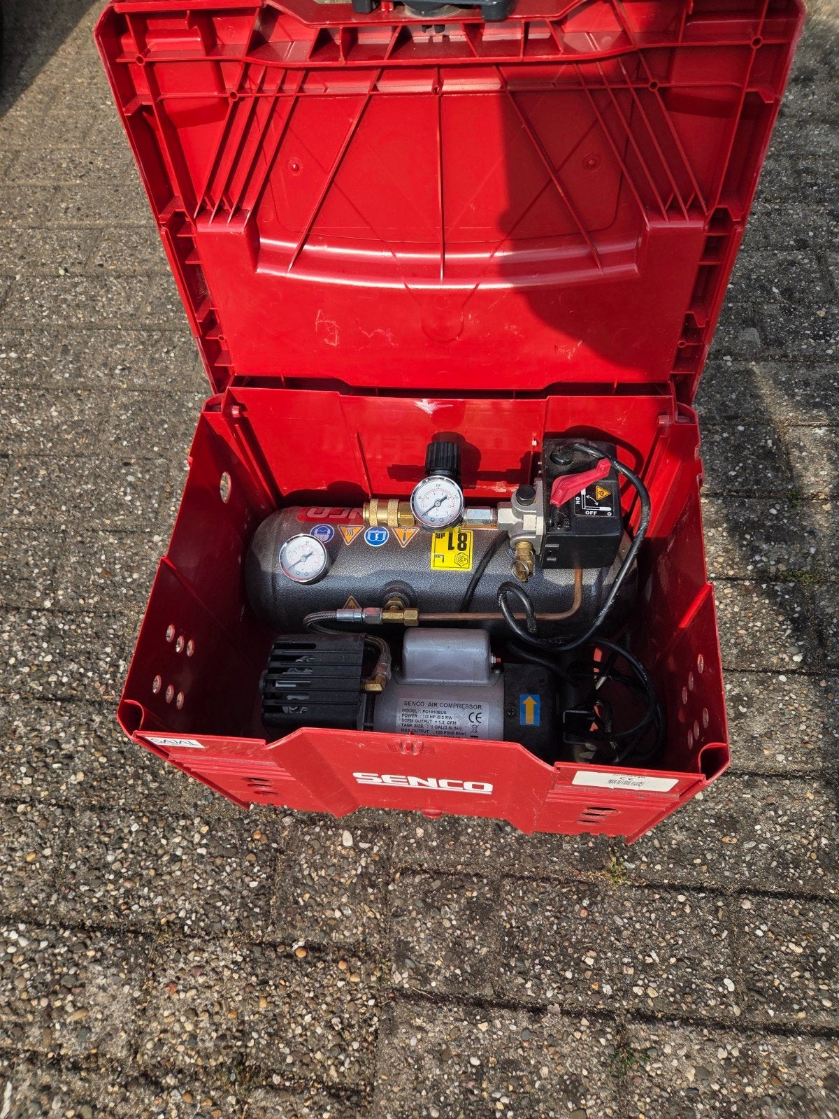 Senco compressor pc1010eus inc 5 meter slang, Ophalen, Zo goed als nieuw