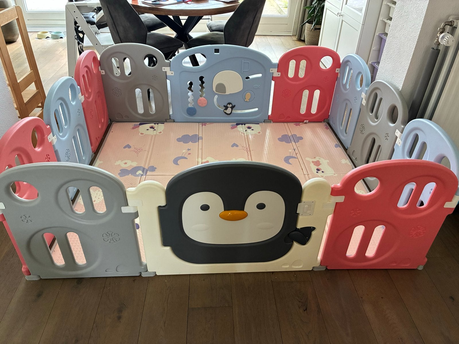 Groot babybox/speelhek met pinguïn design, Kinderen en Baby's, Ophalen, Zo goed als nieuw, Rechthoekig