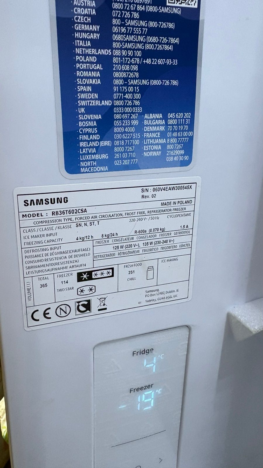 Foto 3 van Samsung RB36T602CSA Koel-vriescombinatie