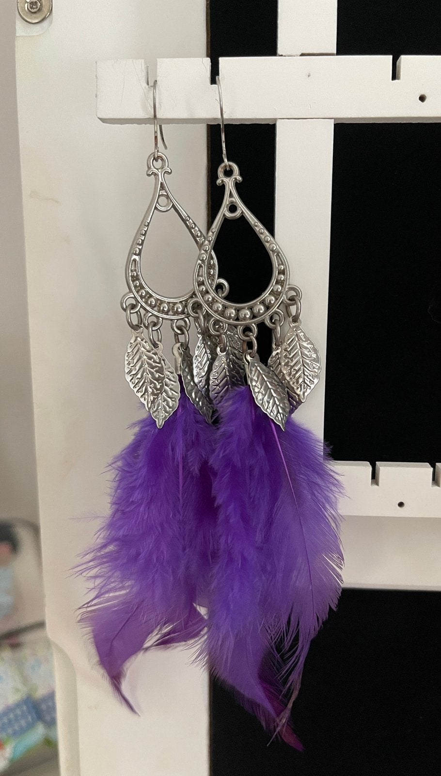 Oorbellen met paarse veren, Overige materialen, Hangers, Paars, Ophalen of Verzenden