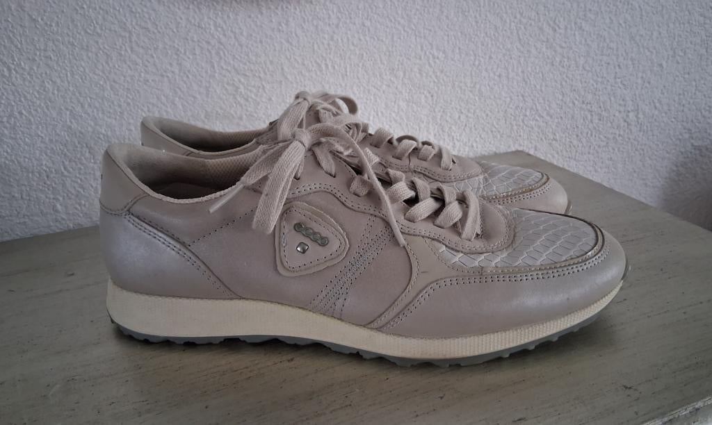 ECCO sneakers maat 39, Kleding | Dames, Schoenen, Beige, ECCO, Ophalen of Verzenden, Sneakers of Gympen