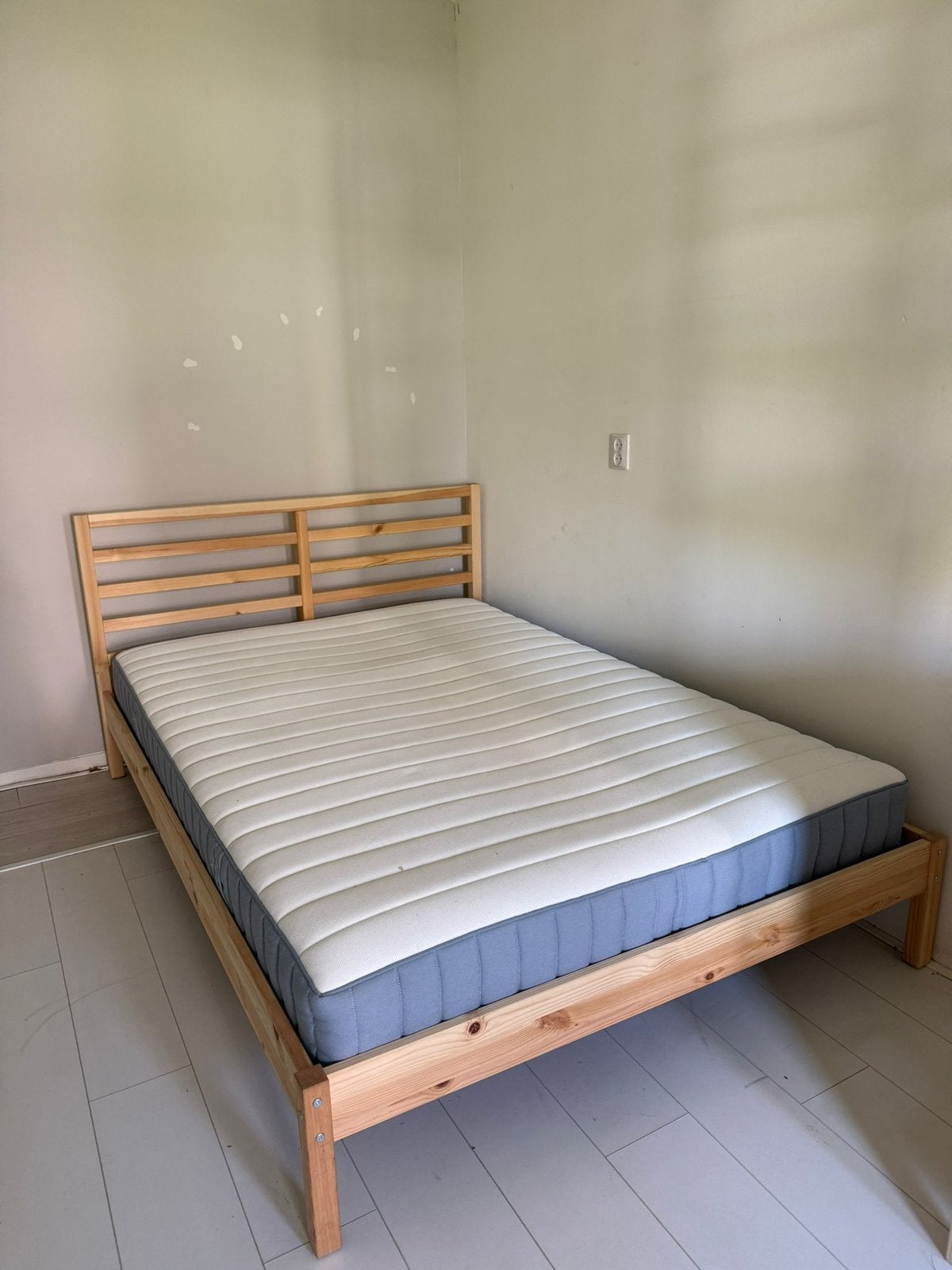 140x200 Mattress – Excellent Condition, Huis en Inrichting, Slaapkamer | Matrassen en Bedbodems, Ophalen, Tweepersoons, 140 cm