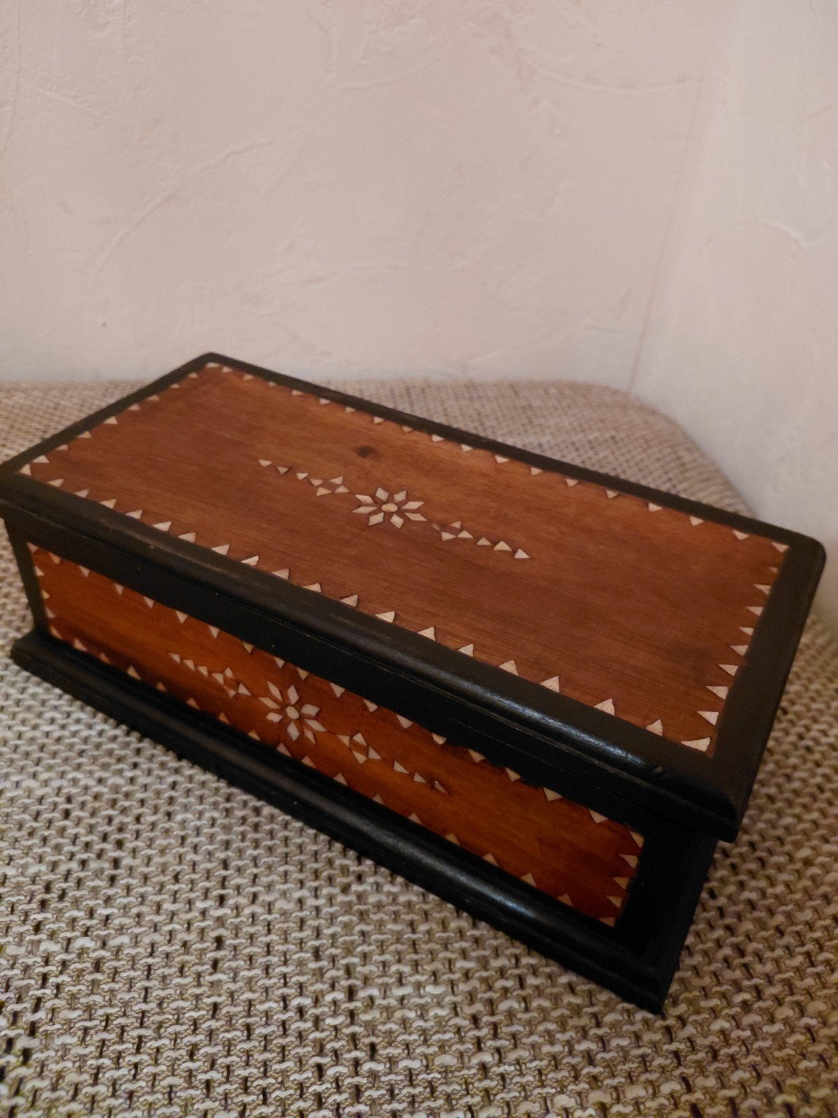 Decoratief pennenbakje met inlegwerk - 26x12x10cm, Minder dan 50 cm, Gebruikt, Minder dan 50 cm, Ophalen of Verzenden
