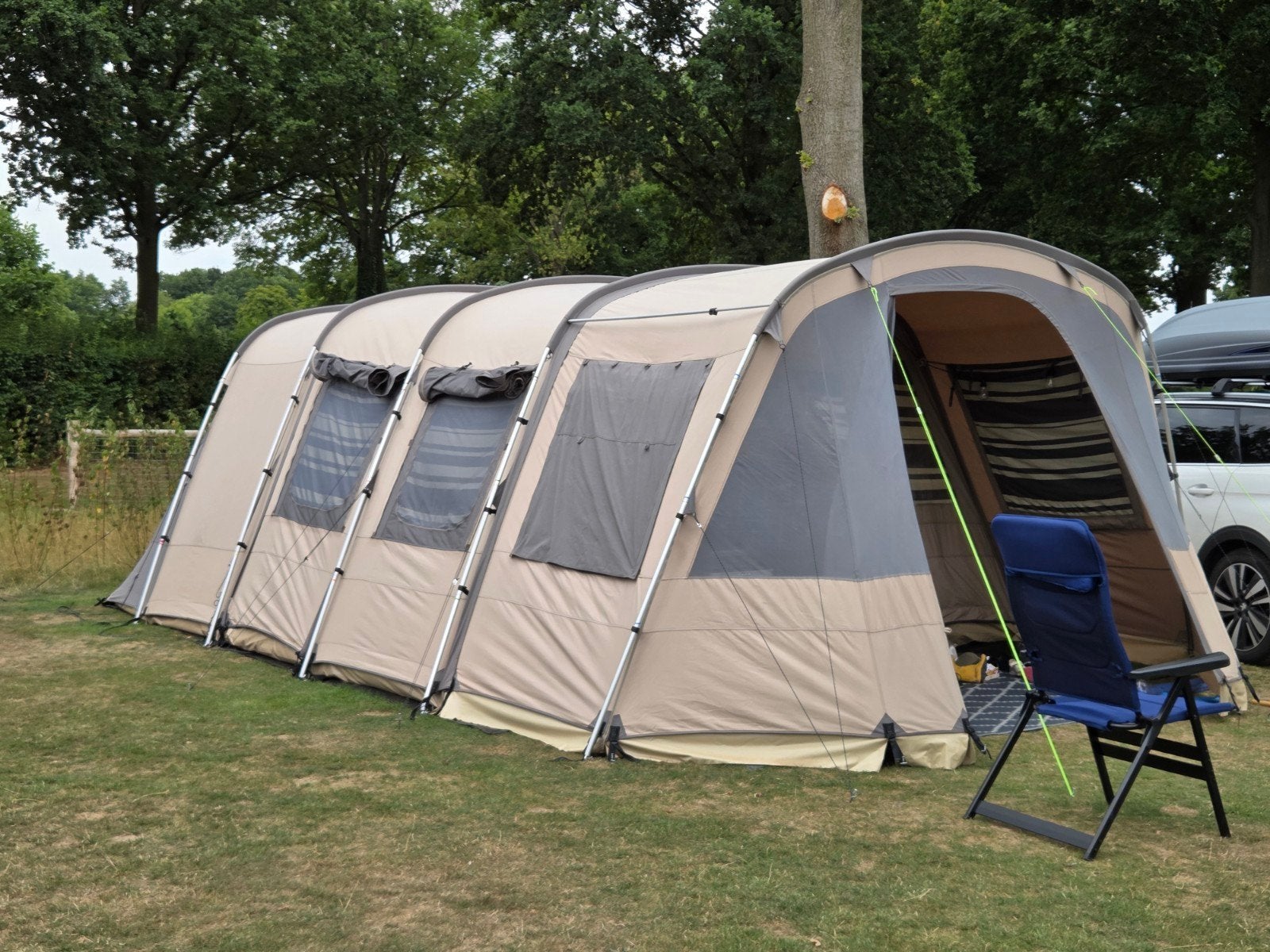 Redwood Willow 460 familietent, Caravans en Kamperen, Ophalen, Gebruikt, Tot en met 6