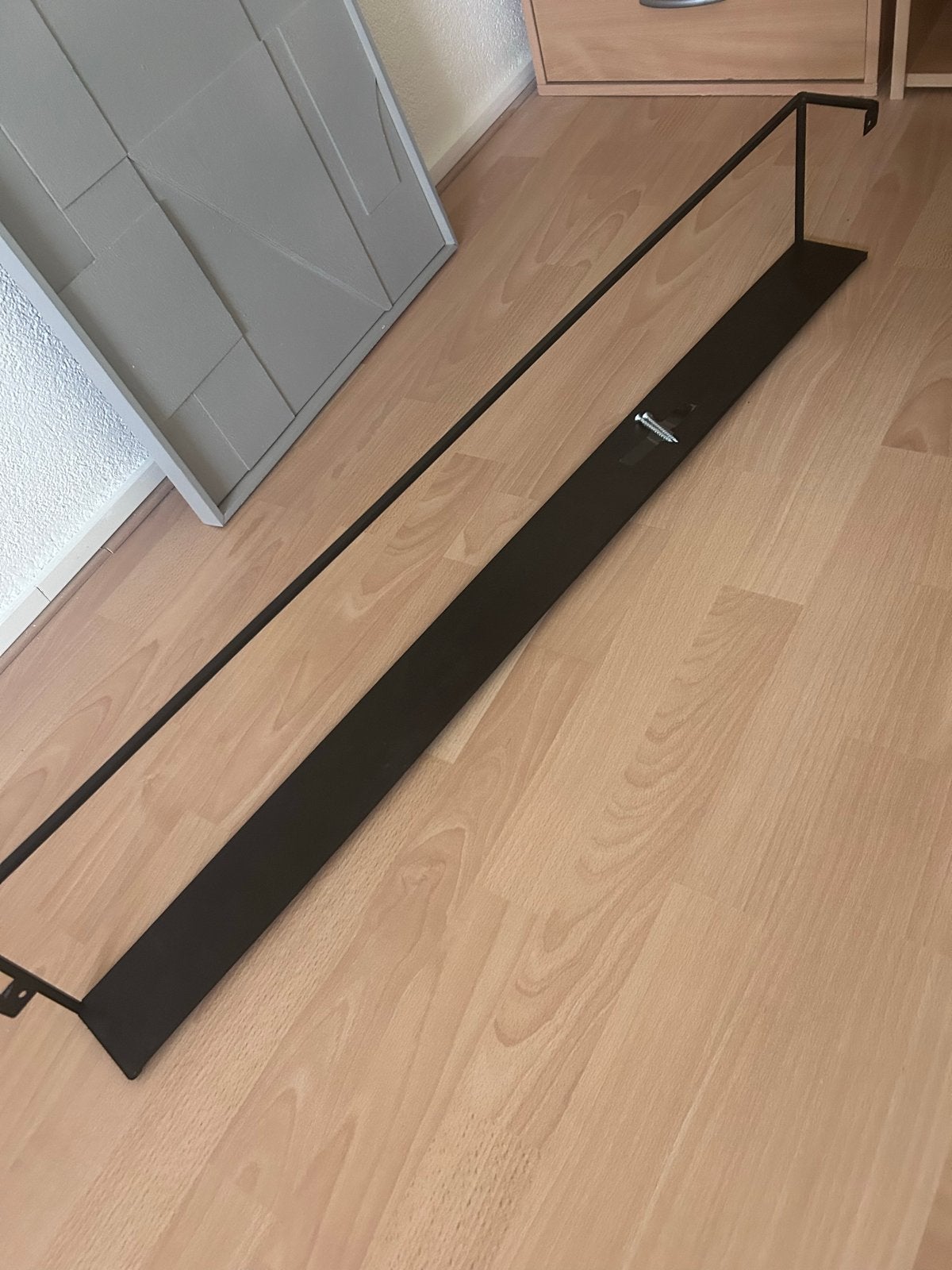 Smal wandplankje - Zwart metaal, Ophalen, Gebruikt