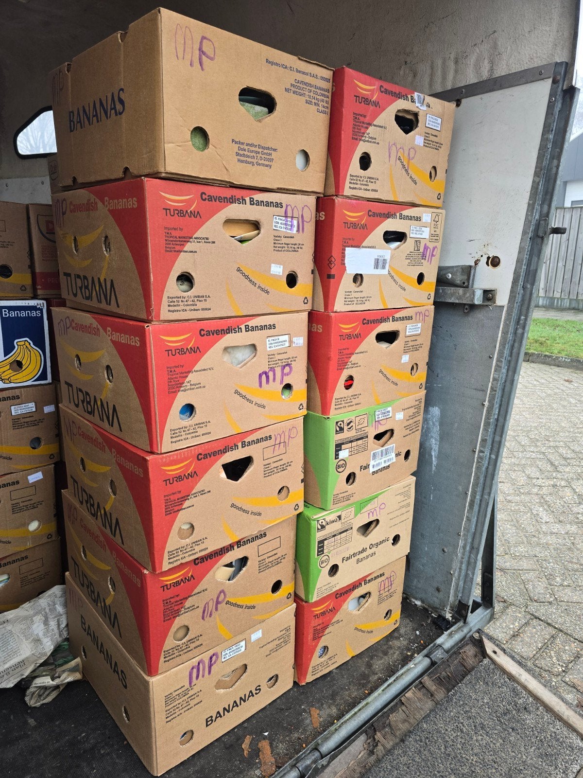 36 bananendozen vol kleding, Ophalen of Verzenden, Nieuw