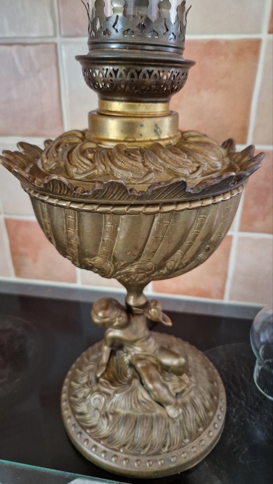 Antieke olielamp met cherubijnen, messing, 33cm, Ophalen of Verzenden