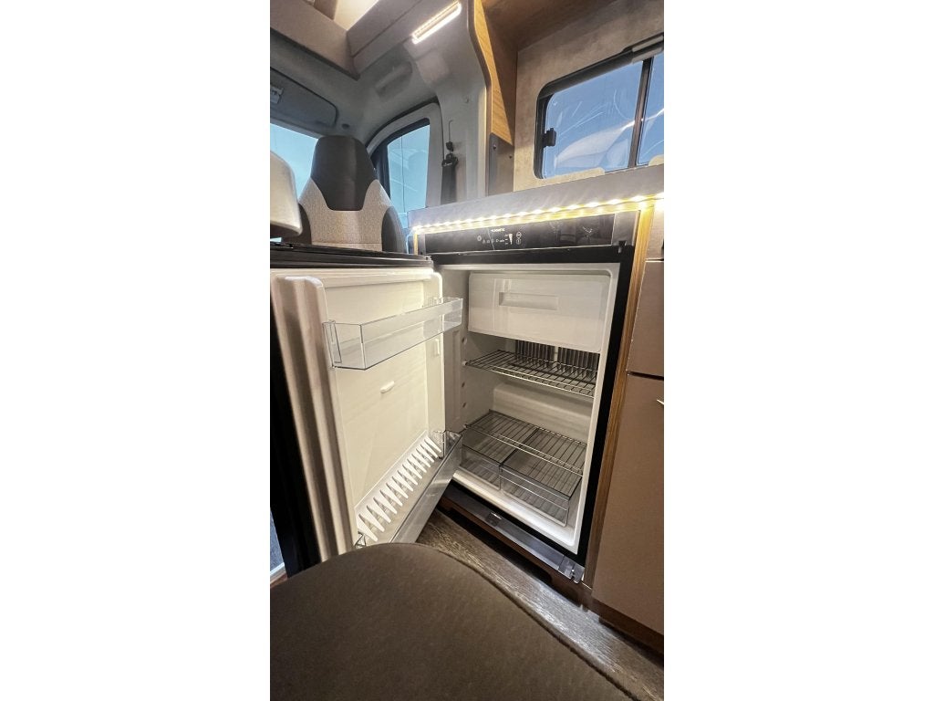 Foto 18 van Knaus Van TI 550 MF /Automaat/Super Compleet/Dakairco/160PK
