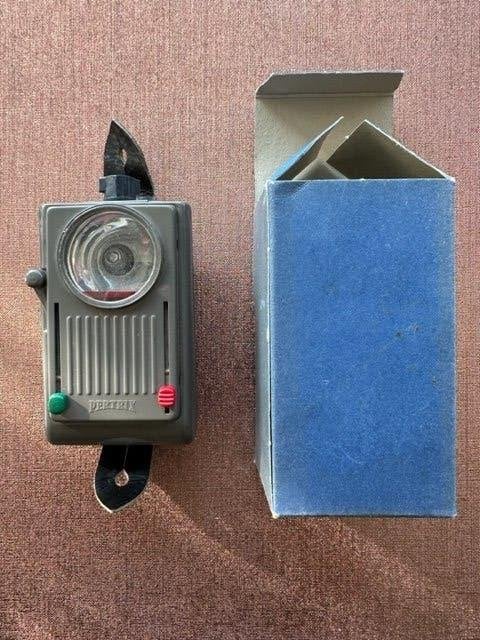 Originele vintage militaire PERTRIX zaklamp, Ophalen of Verzenden, Overige soorten, Nederland, Overige typen