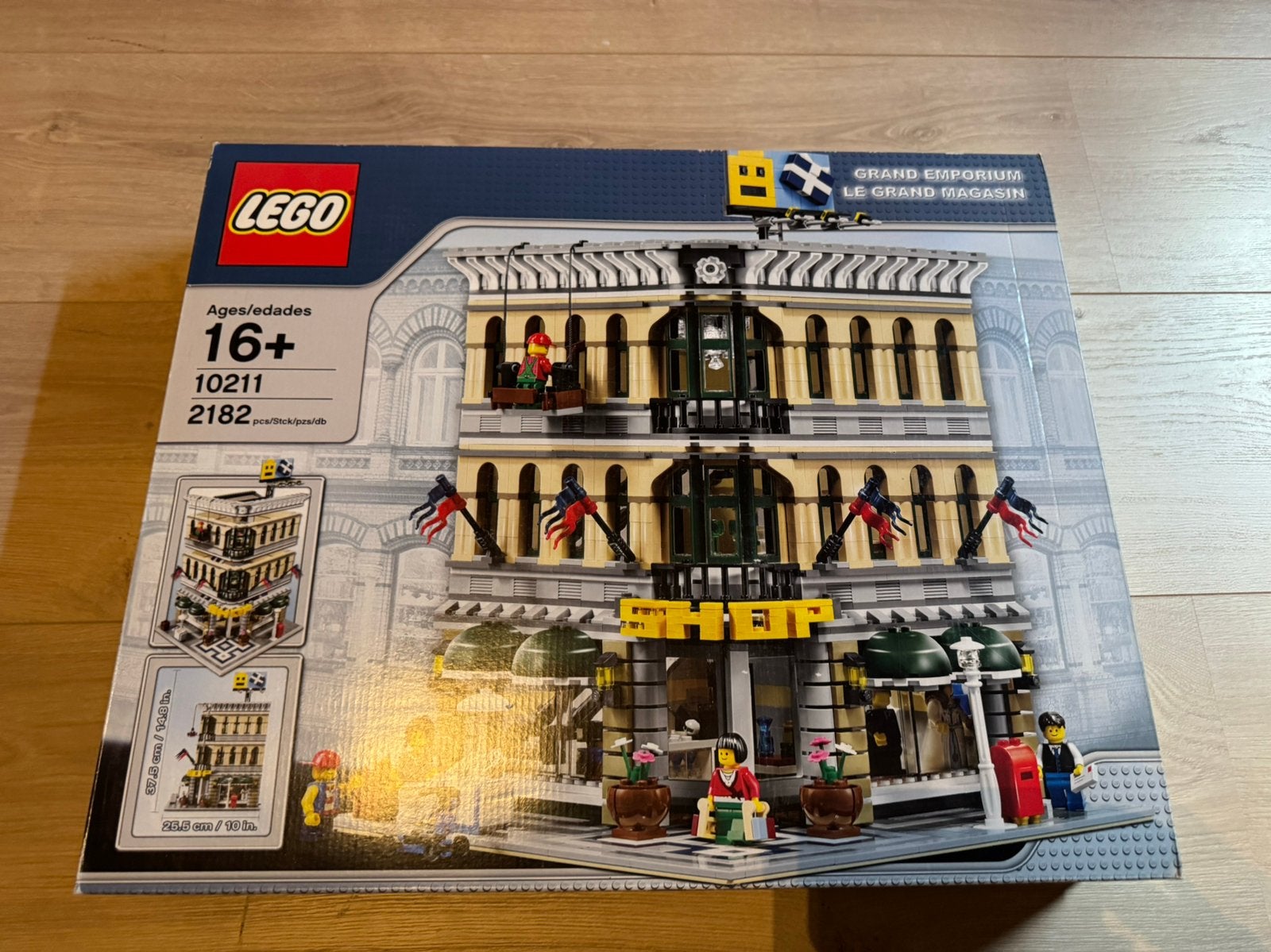 Lego 10211 Grand Emporium Nieuw en Geseald MISB, Lego, Nieuw, Ophalen of Verzenden, Complete set
