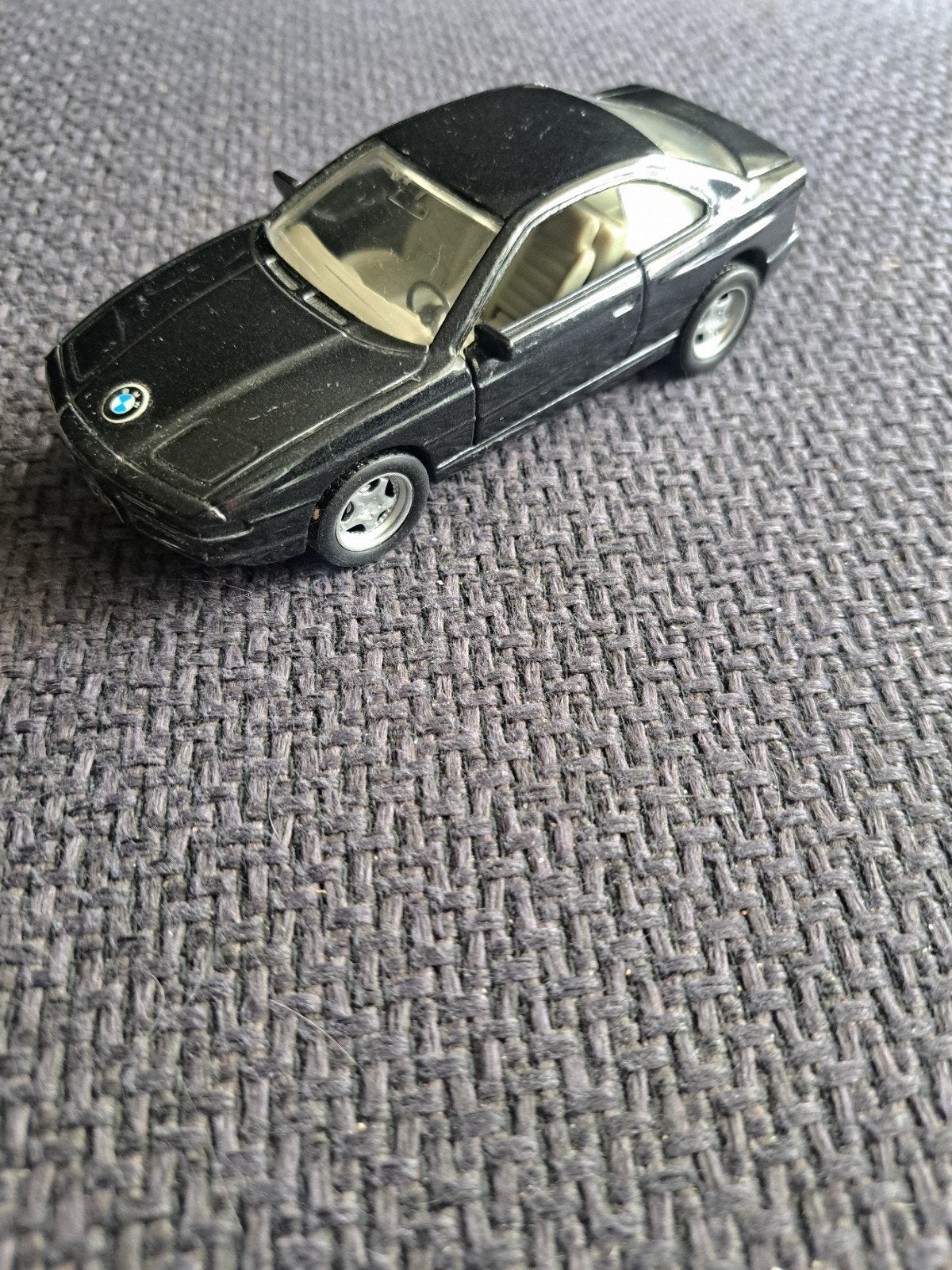 Maisto model BMW 850 csi, Gebruikt, Auto, Ophalen of Verzenden, N.b