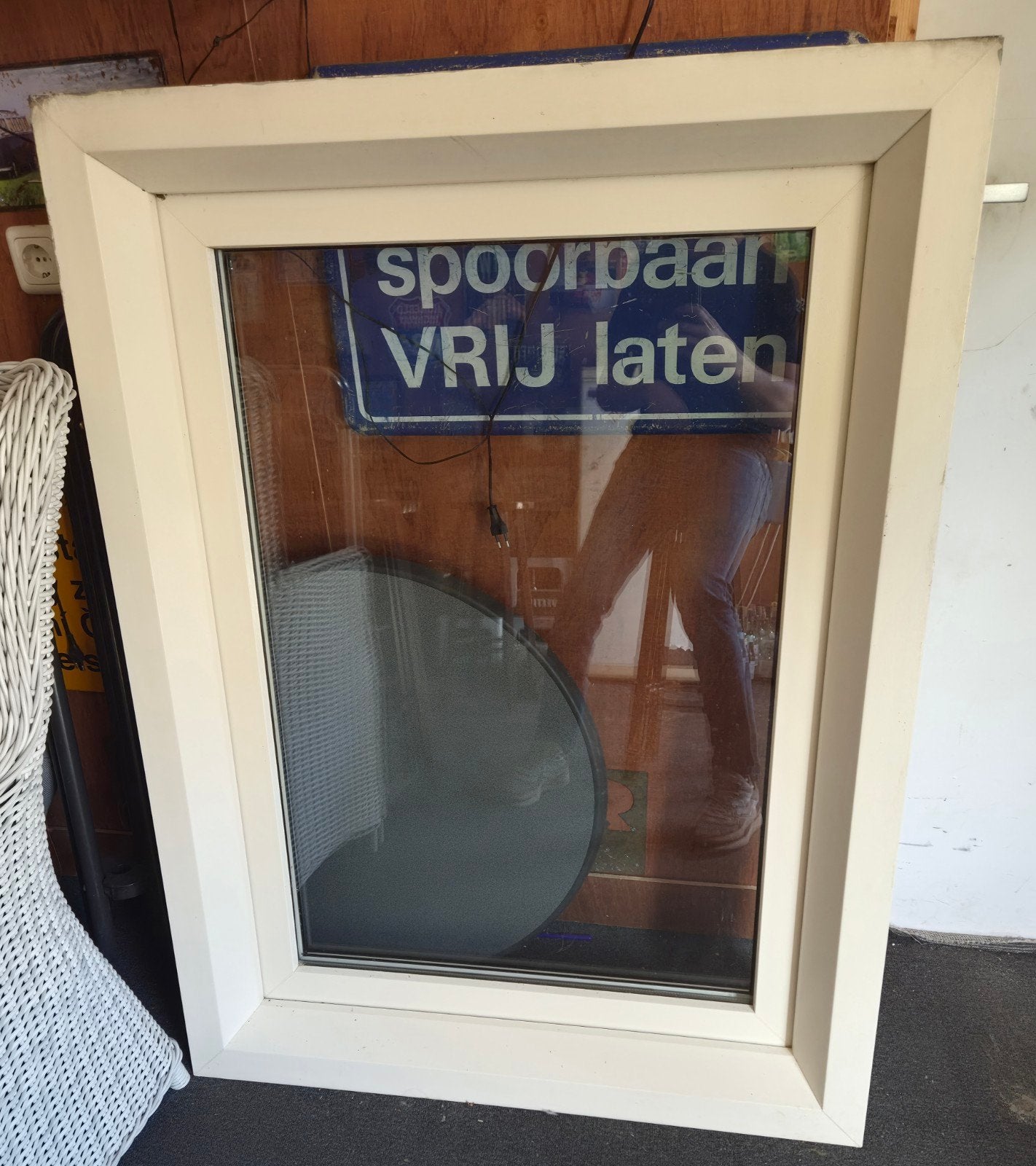 Kunststof draai-kiepraam met dubbelglas - ideaal voor schuur, Ophalen, Gevelraam of Ruit, Gebruikt, 80 tot 120 cm