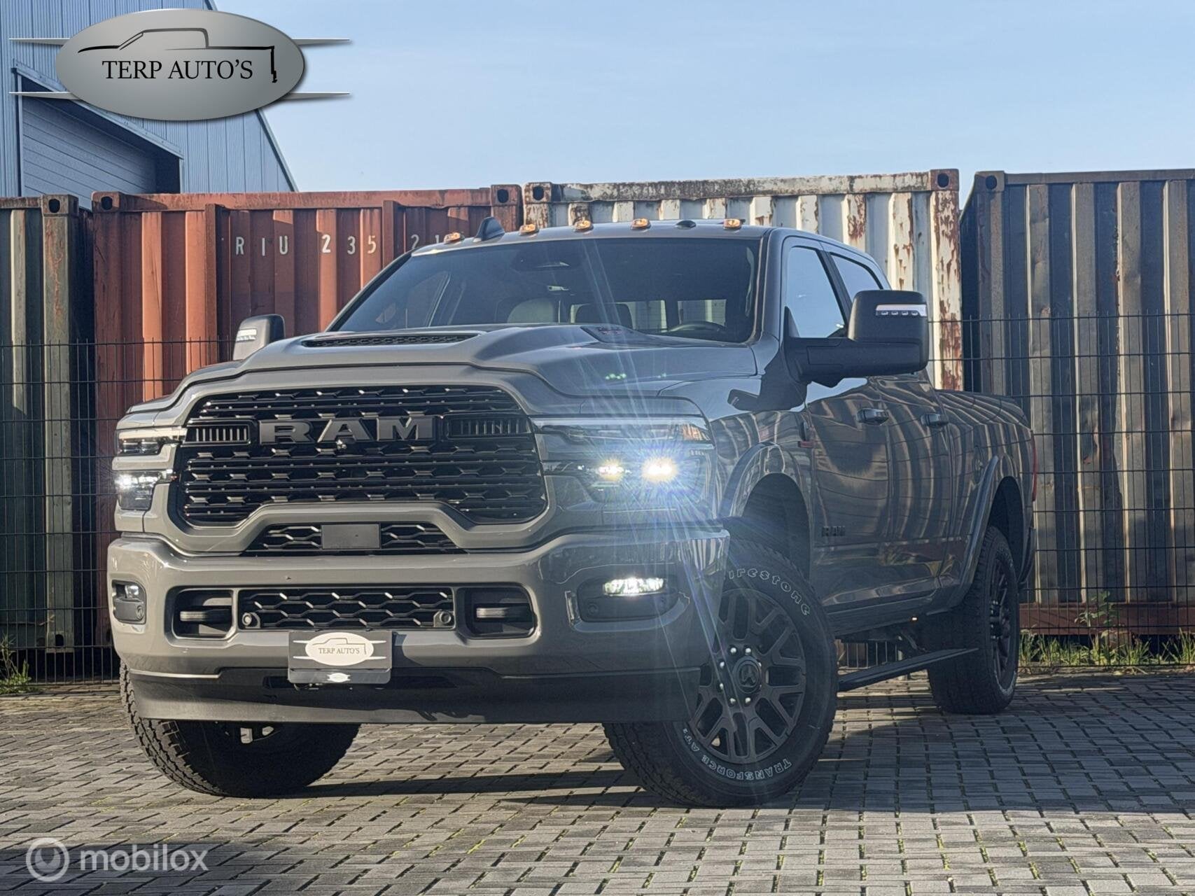 Dodge Ram 2500 Limited 6.7 Cummins 2026 Bpm vrij, Auto's, Automaat, Zwart, RAM 2500, Leder