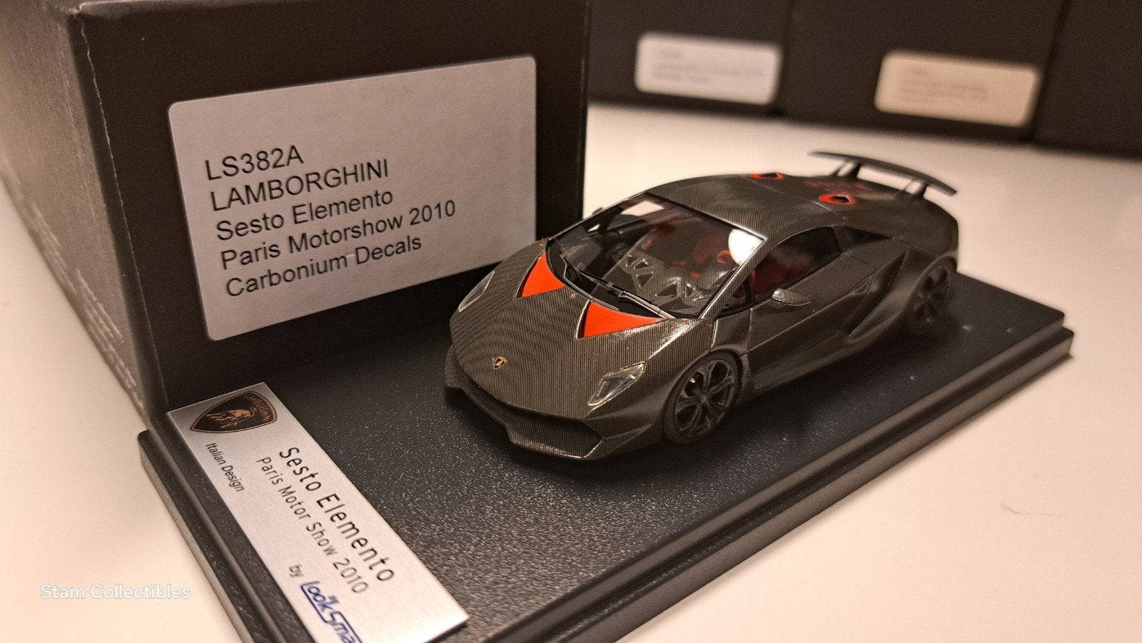 Looksmart LS382A Lamborghini Sesto Elemento Paris - 2010, Hobby en Vrije tijd, Modelauto's | 1:43, Overige merken, Auto, Ophalen of Verzenden