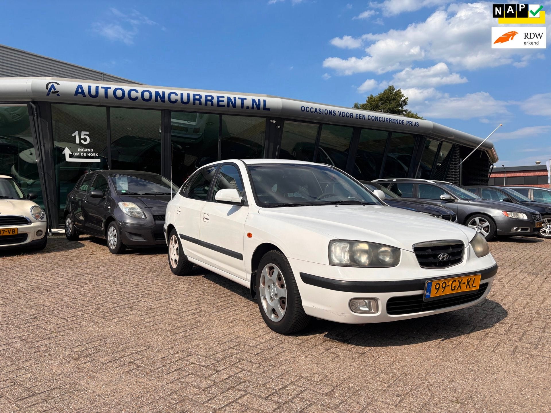 Hyundai Elantra 2.0i-16V GLS, Airco Automaat, Navi Inruil mo, Auto's, Gebruikt, 4 cilinders, 1264 kg, Wit