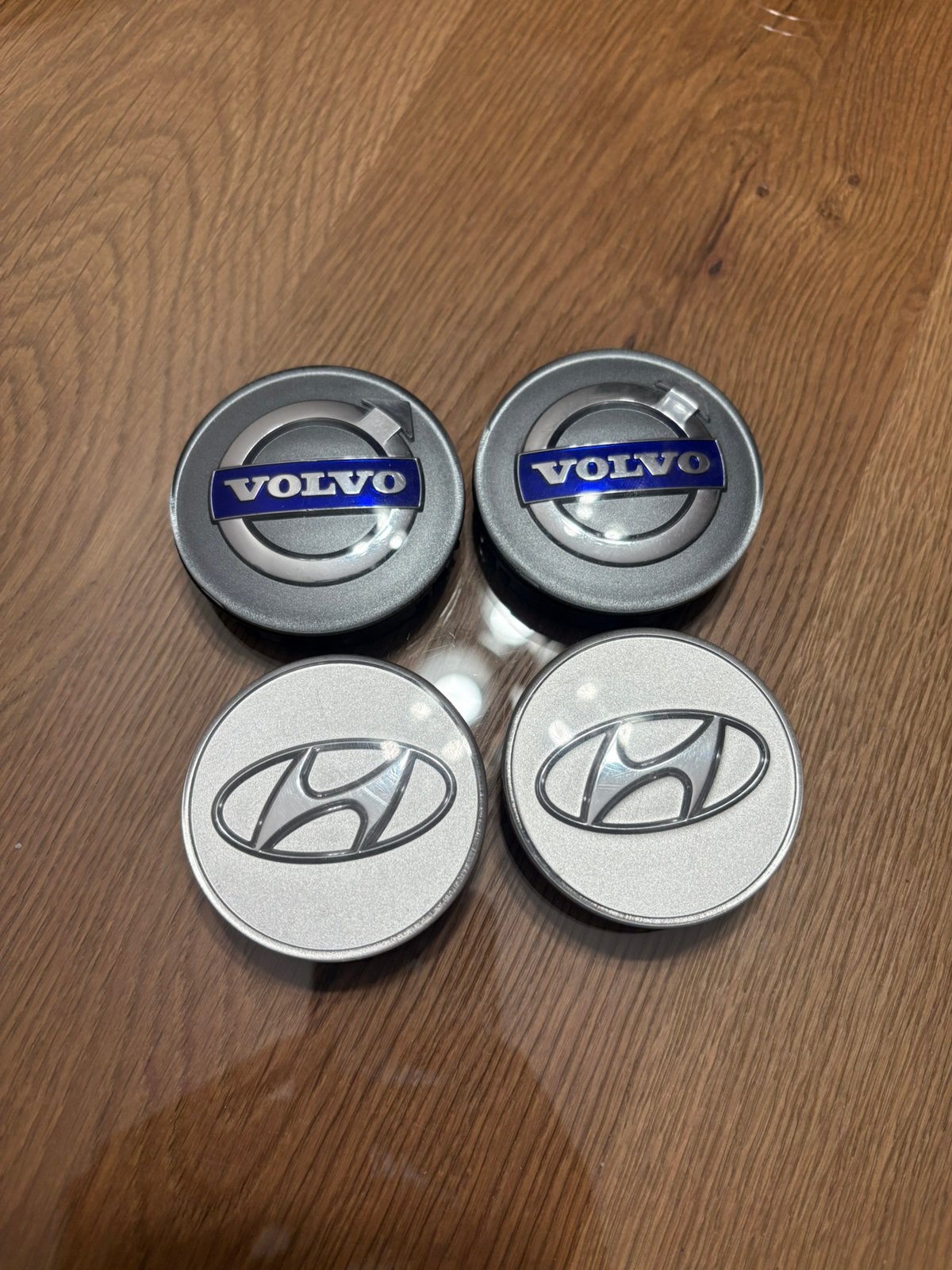 Logo dop auto Hyundai Volvo Orgineel, Ophalen, Gebruikt