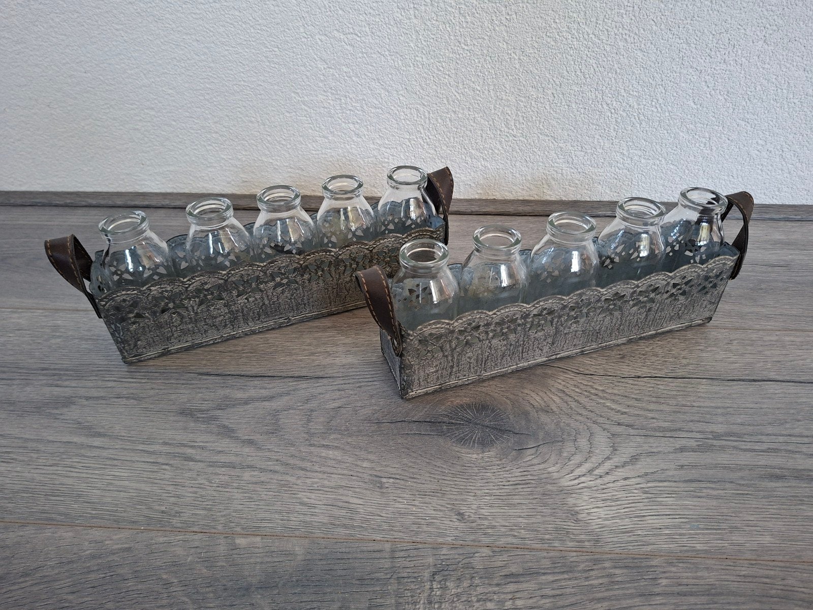 2 Nieuwe metalen rekjes met elkaar 5 glazen vaasjes erin., Ophalen of Verzenden, Nieuw