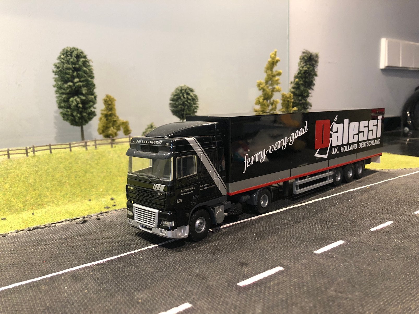 Daf XF met oplegger van Postma / Dalessi, Ophalen of Verzenden, Zo goed als nieuw, Bus of Vrachtwagen, Tekno