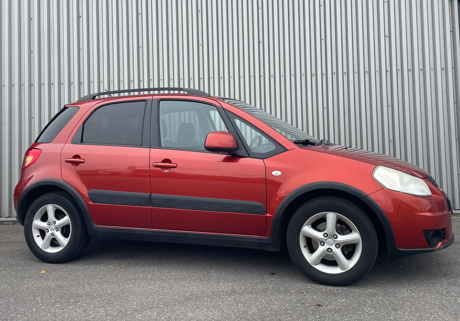Suzuki SX4 1.6 SHOGUN - NWE APK - NETTE STAAT!!, Zwart, 4 cilinders, 49 €/maand, Origineel Nederlands