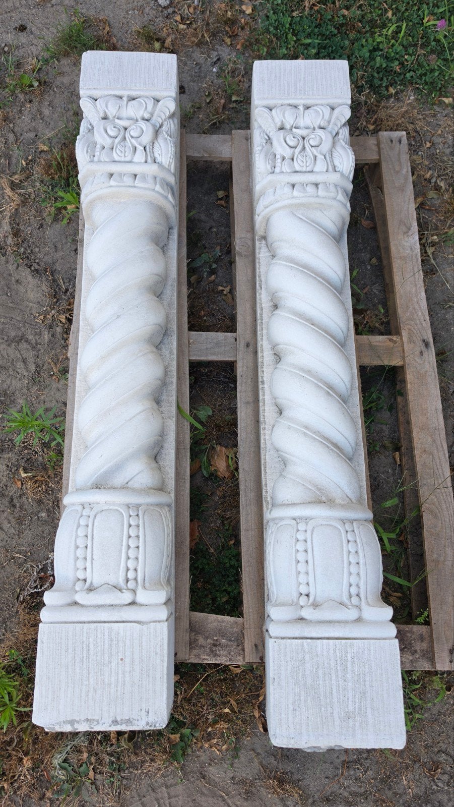 Decoratieve stenen zuilen - 131 cm hoog, Tuin en Terras, Tuinbeelden, Ophalen, Gebruikt, Steen
