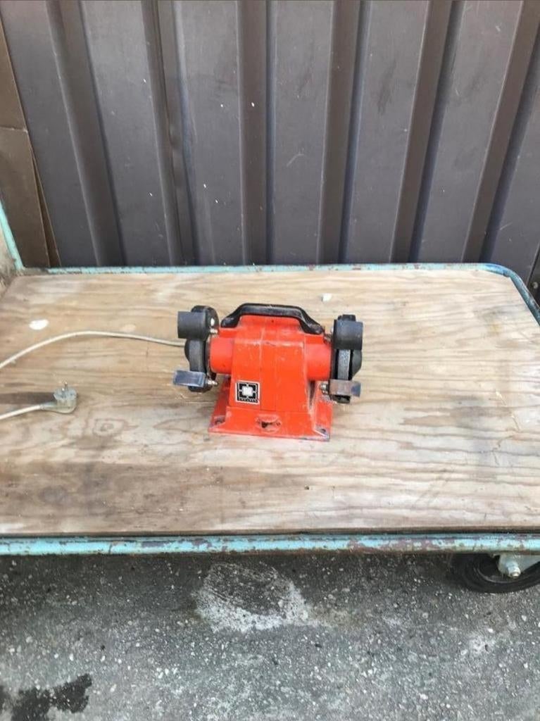 Creusen Slijpbankmachine - Robuust en Betrouwbaar, Ophalen of Verzenden, Gebruikt, Minder dan 700 watt, Werkbankslijpmachine