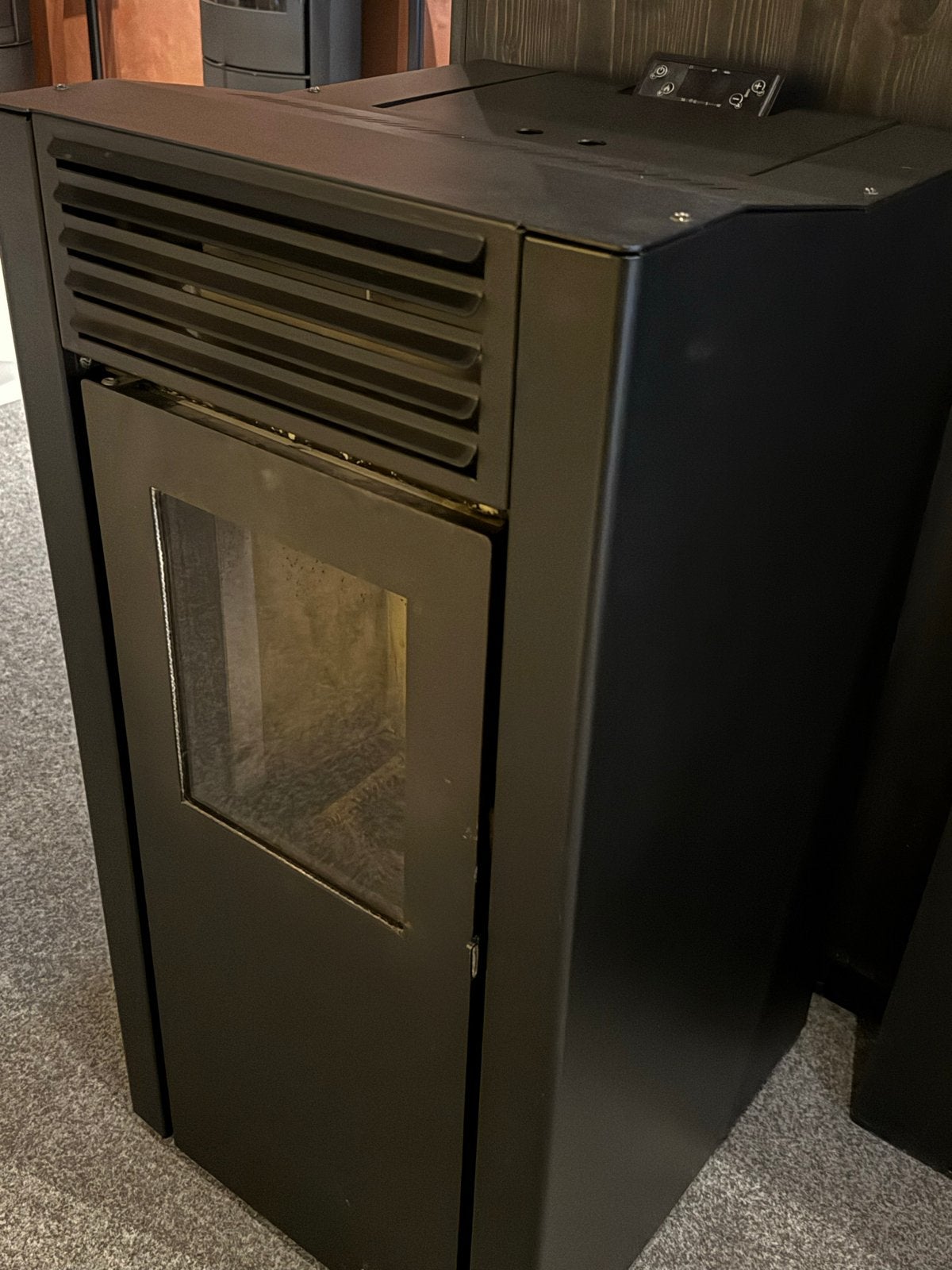 Dielle Era Pelletkachel met bodemtoevoer (6, 8, 10 kW), Ophalen of Verzenden, Gebruikt, Vrijstaande haard, Overige soorten