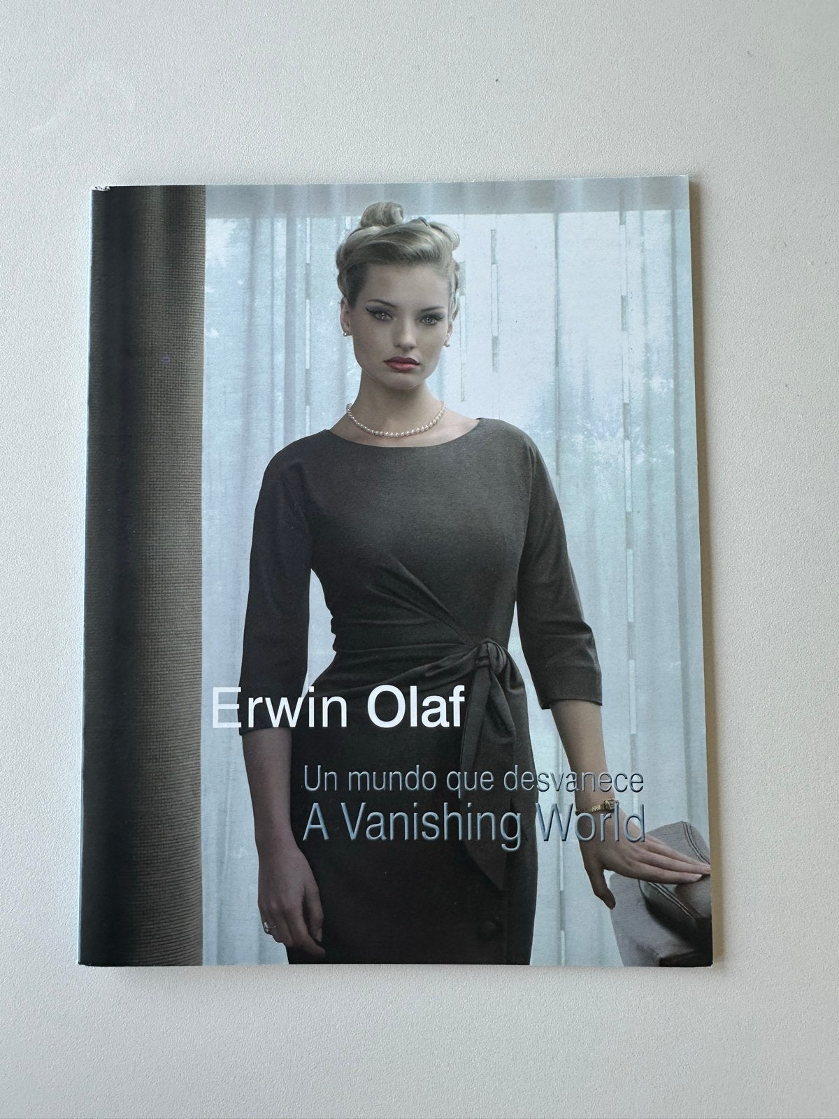 Erwin Olaf “A Vanishing World” Tentoonstellingscatalog Spain, Verzenden, Gelezen, Fotografen