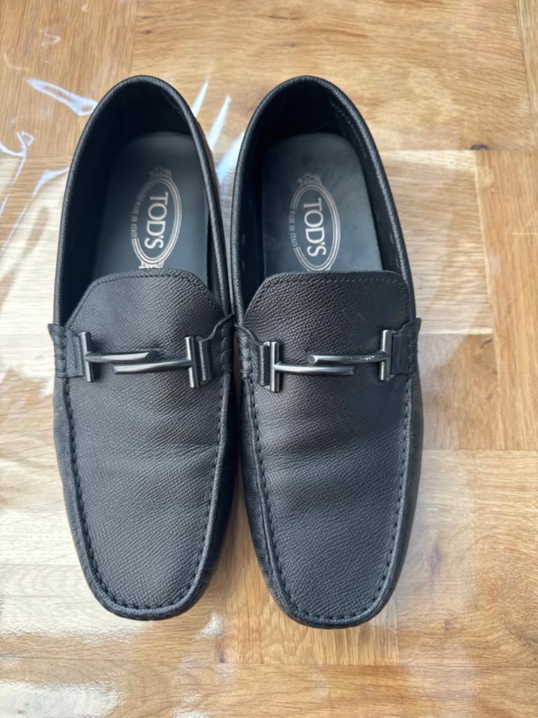 TOD'S Loafers Zwart Leer - Maat 42 (Zeer Schoon & Nieuw), Ophalen of Verzenden, Zo goed als nieuw, Zwart, Loafers