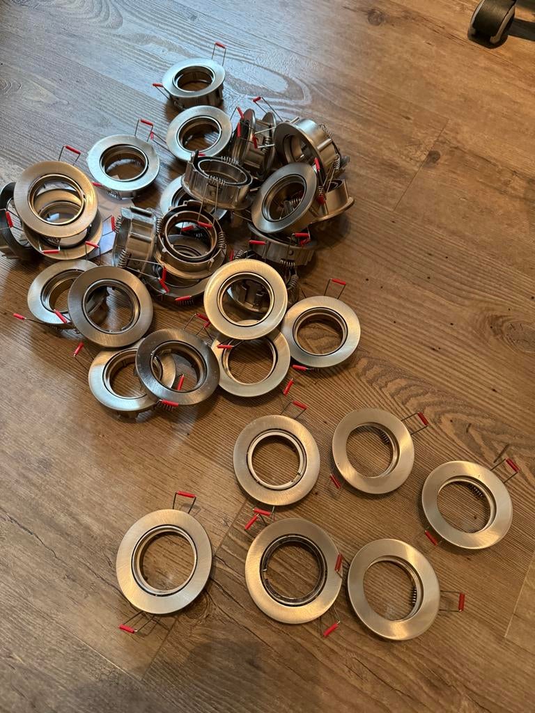 GU 10 Inbouwspots, 32 stuks, Ophalen, Gebruikt, Metaal of Aluminium, Inbouw