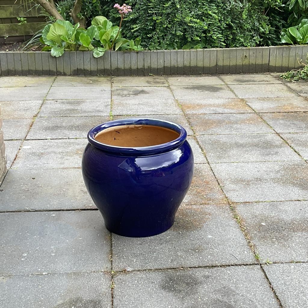 Mooie blauwe bloempot, in prima staat, 38 diameter 38 hg, Tuin en Terras, Bloempotten, Rond, Zo goed als nieuw, Minder dan 40 cm