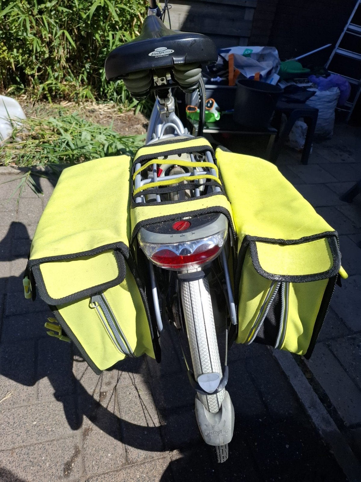 Gazelle fiets met 8 versnellingen en fietstassen, Fietsen en Brommers, Fietsen | Dames | Damesfietsen, Ophalen, Gebruikt, Versnellingen