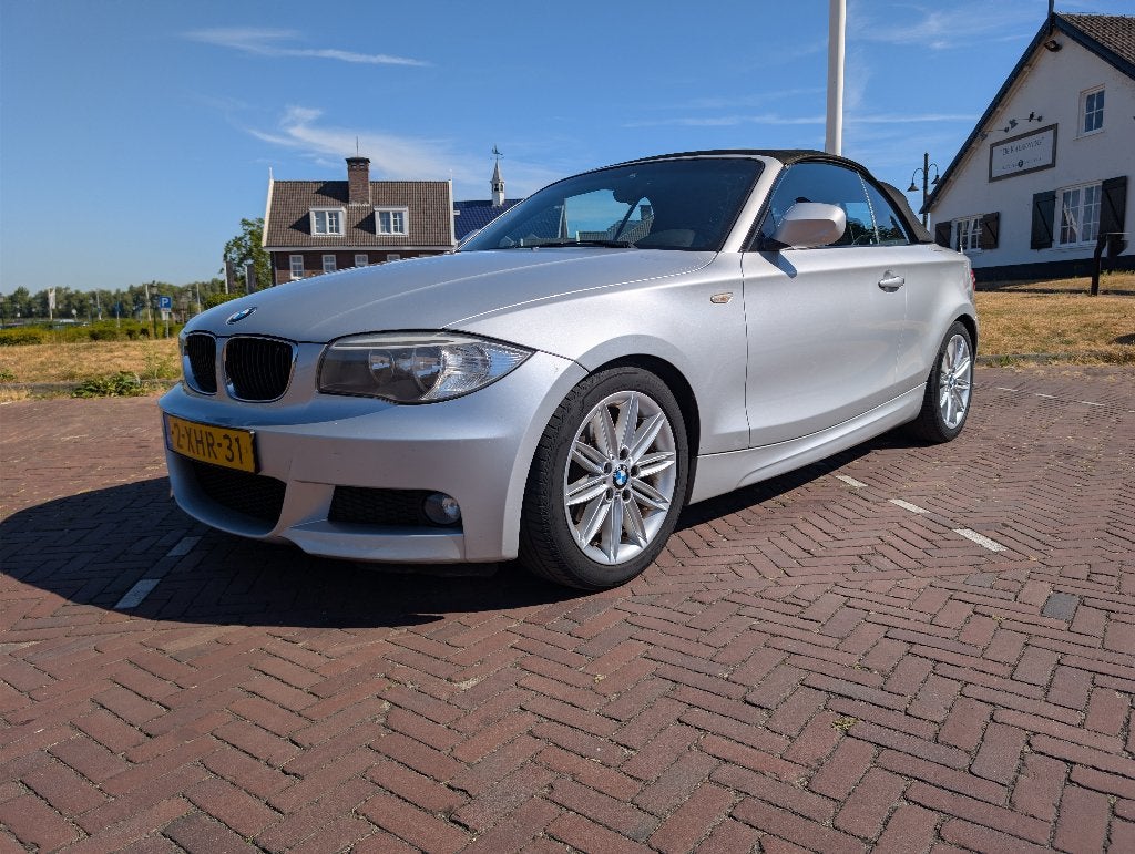 BMW 1-Serie 2.0 118I Cabrio 2011 Grijs, 1-Serie, Euro 5, 1995 cc, Cabriolet