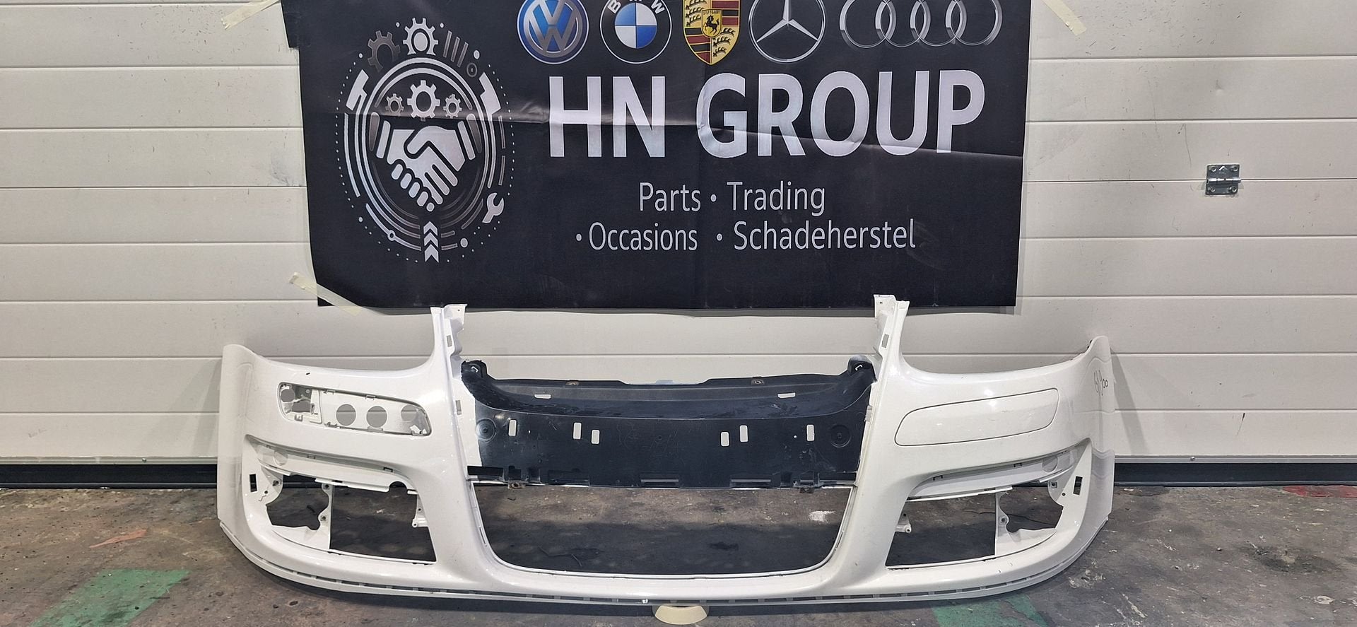 Originele VW Golf 5 (MK5) GT / Jetta Voorbumper Wit - 1K0807, Gebruikt, -, Voor, -