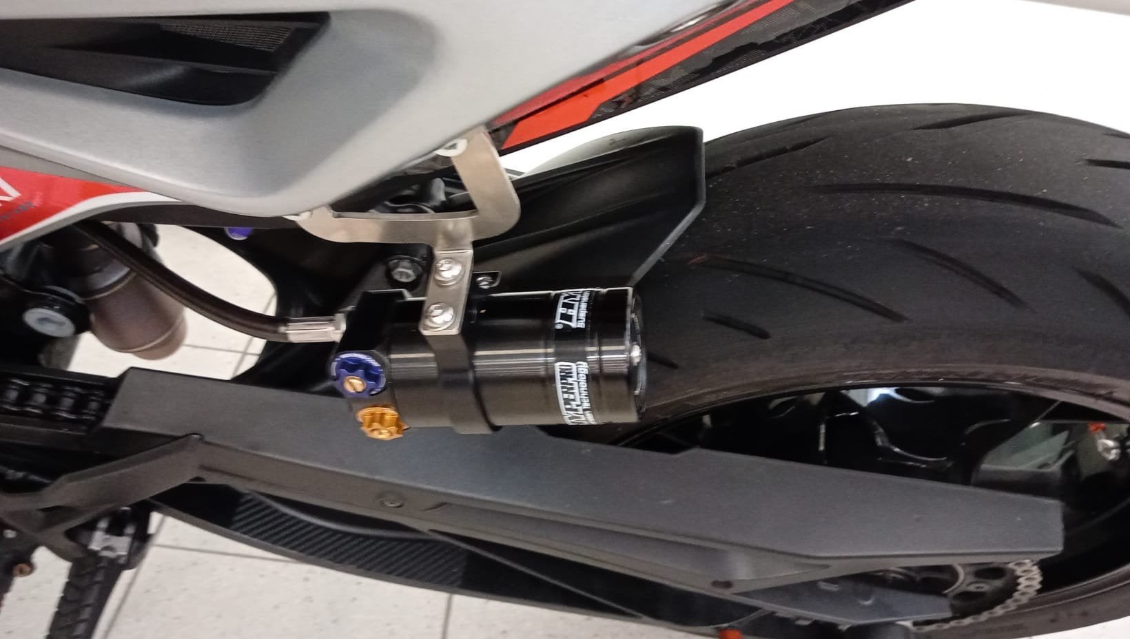 KTM 790 DUKE (bj 2019), Rue Baty d'Ernage Sauv. 10
5030  GEMBLOUX, BE, Bedrijf, Info@ktm.eu, Toermotor