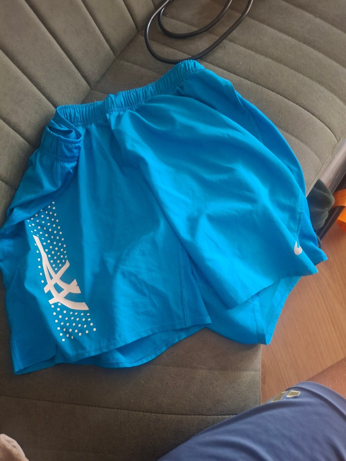 Asics sportbroekje - Maat L - Blauw, Kleding | Heren, Sportkleding, Ophalen, Maat 52/54 (L), Blauw, Zo goed als nieuw