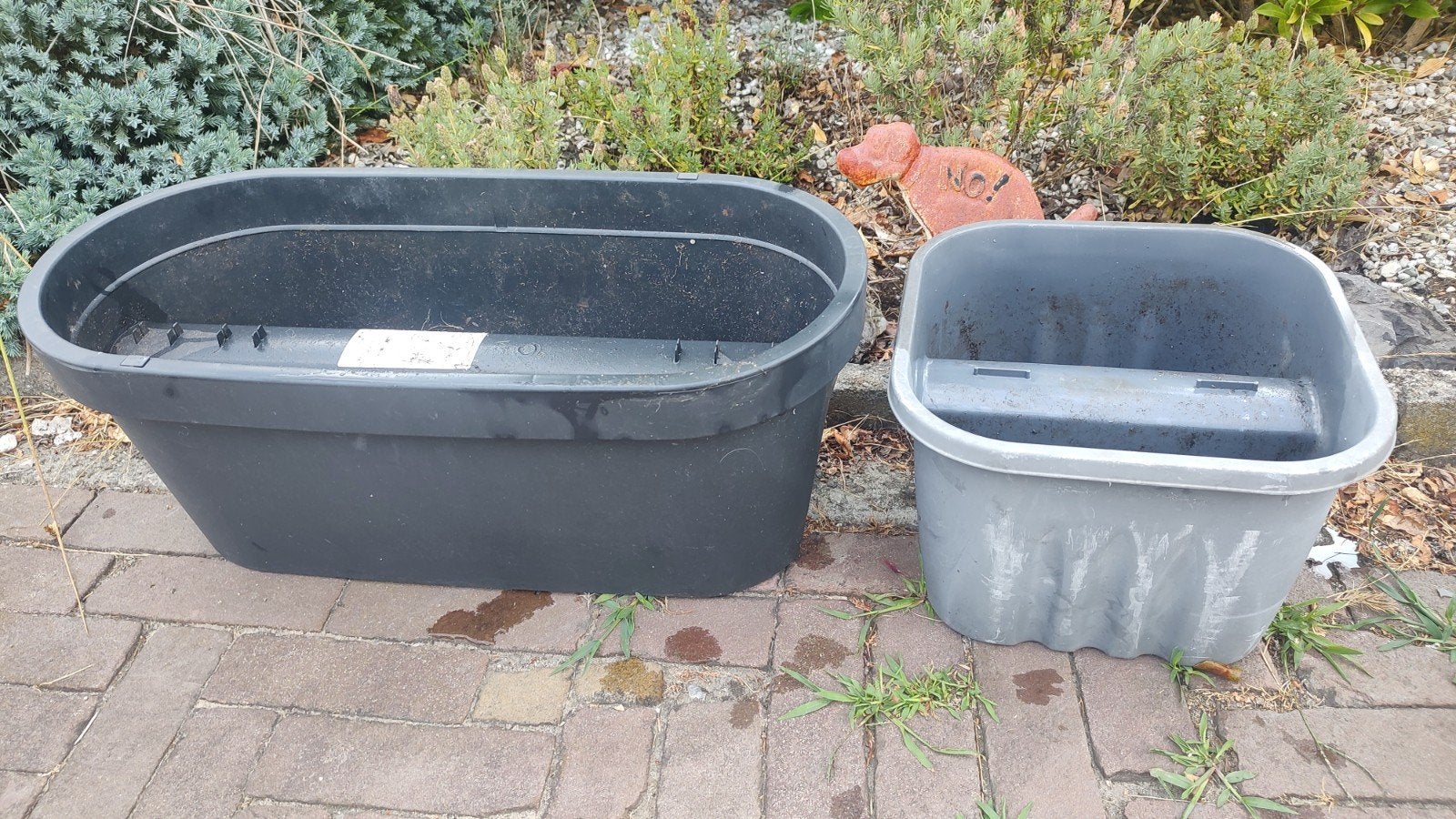 Set van 2 gebruikte plantenbakken voor balkon of tuin, Tuin en Terras, Bloembakken en Plantenbakken, Ophalen, Kunststof, Gebruikt