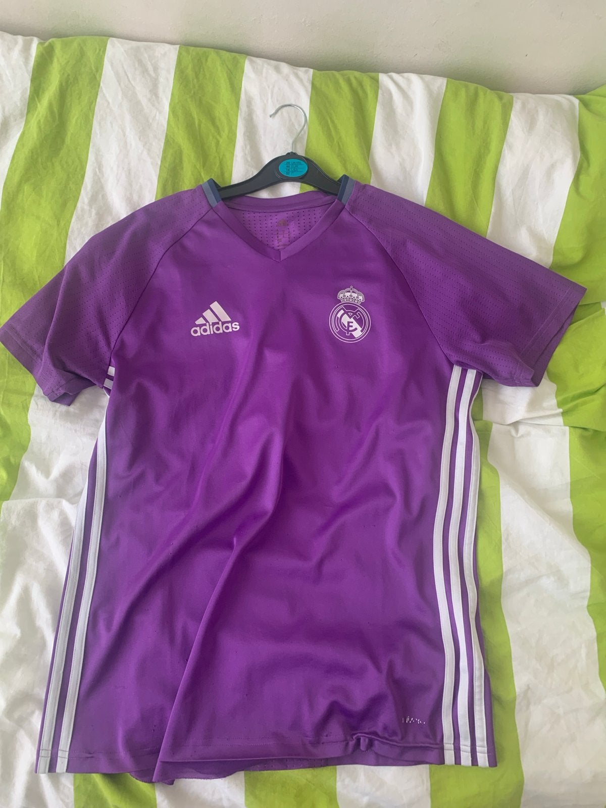 Real Madrid trainingshirt 2017 - Maat M, Ophalen, Maat 48/50 (M), Paars, Voetbal