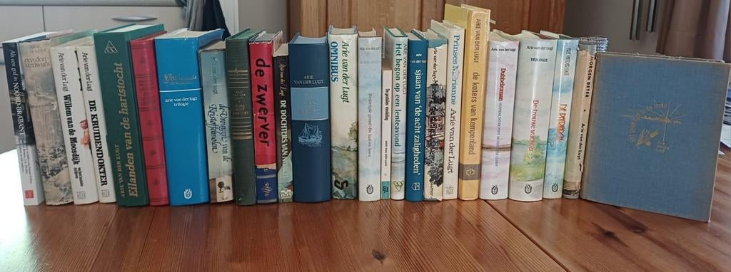 Boeken Toon Kortooms, Antoon Coolen, Arie van der Lugt, Ophalen, Zo goed als nieuw